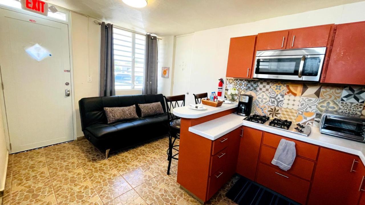 Cozy Studio Retreat With Private Parking And Free Laundry Ponce Buitenkant foto
